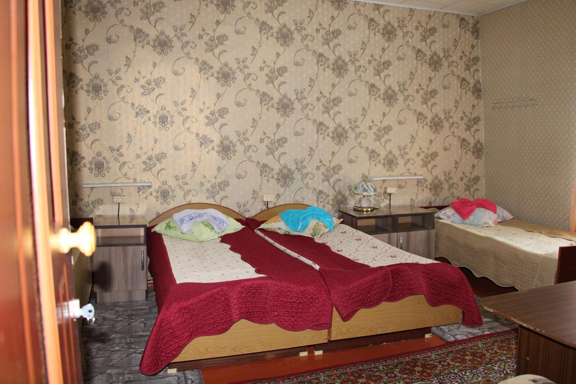 Guest House On Derbisheva Karakol Exterior foto