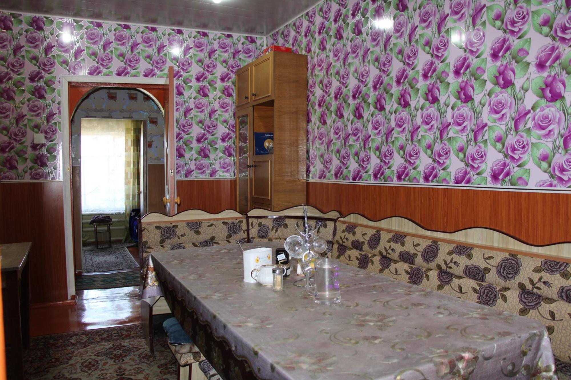 Guest House On Derbisheva Karakol Exterior foto
